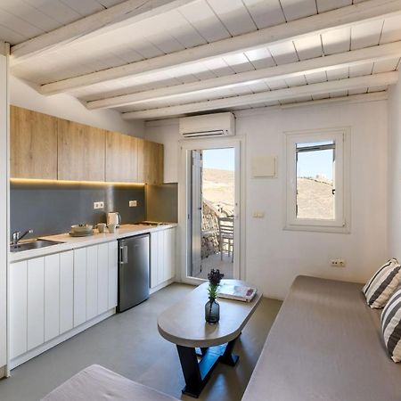 Ultramare Superior Suites With Seaview Mykonos Town Exterior photo
