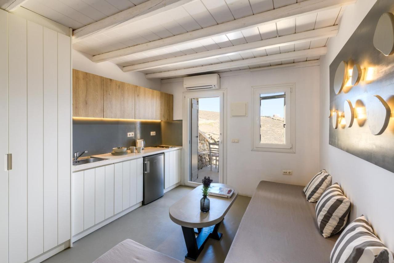 Ultramare Superior Suites With Seaview Mykonos Town Exterior photo