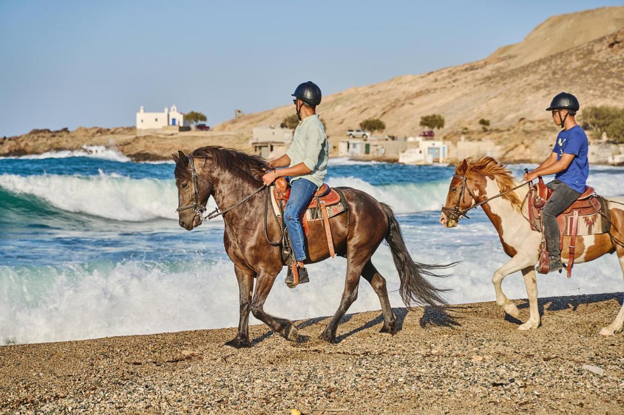 Ultramare Superior Suites With Seaview Mykonos Town Exterior photo